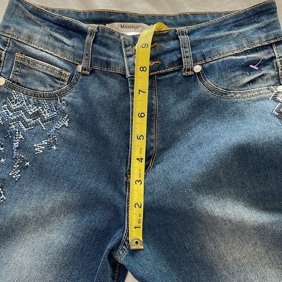 MASSEY’S Women’s  Size 4 Denim Embroidered Stretch Skinny Jeans Y2k Retro Bling - Picture 7 of 11